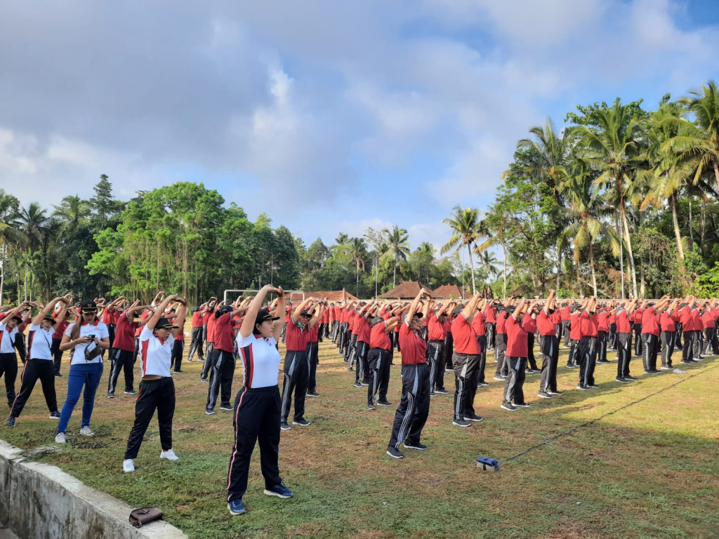Peringatan Hari Lansia Internasional dan Pelantikan Pengurus Karang Lansia Sesana Dharma Kriya Desa Sembung